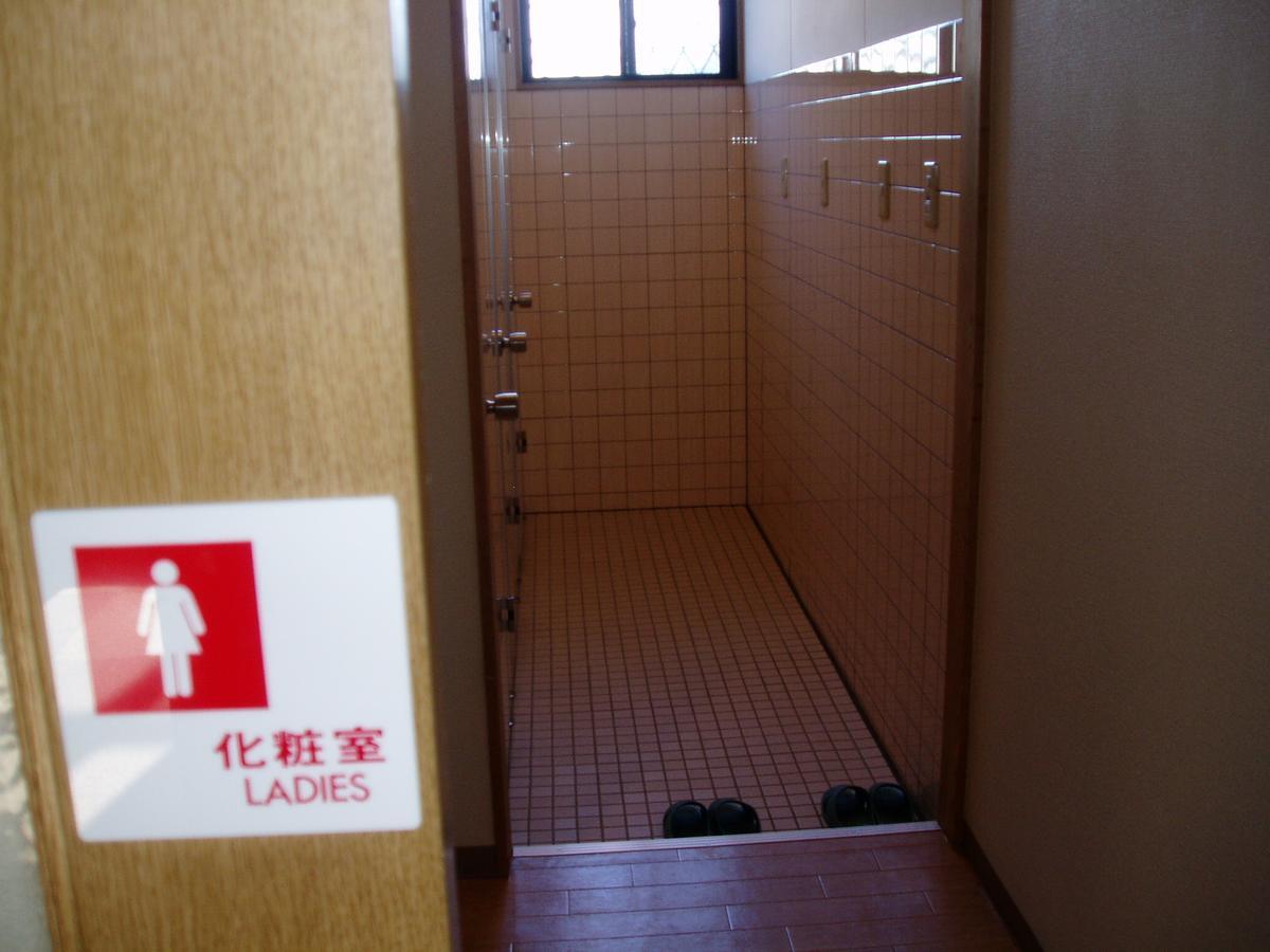 Yakushima Youth Hostel Buitenkant foto