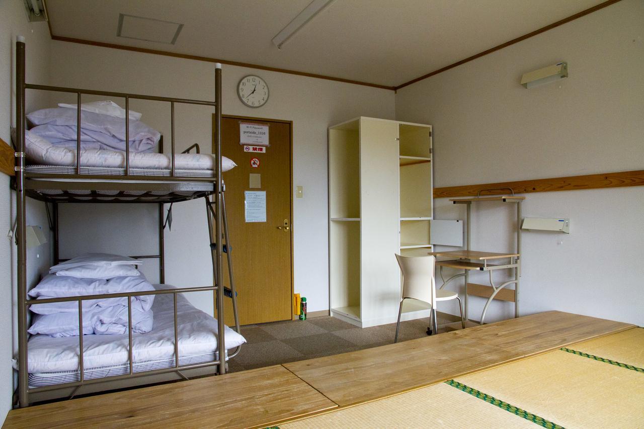 Yakushima Youth Hostel Buitenkant foto