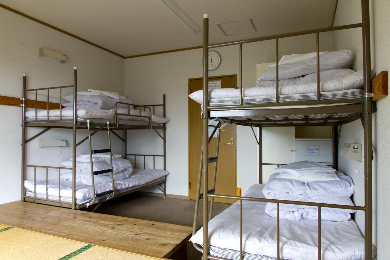 Yakushima Youth Hostel Buitenkant foto