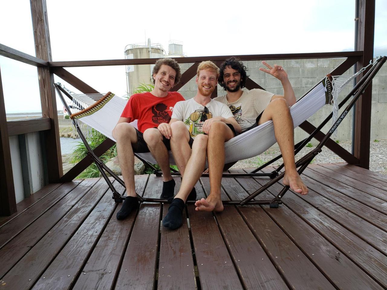 Yakushima Youth Hostel Buitenkant foto